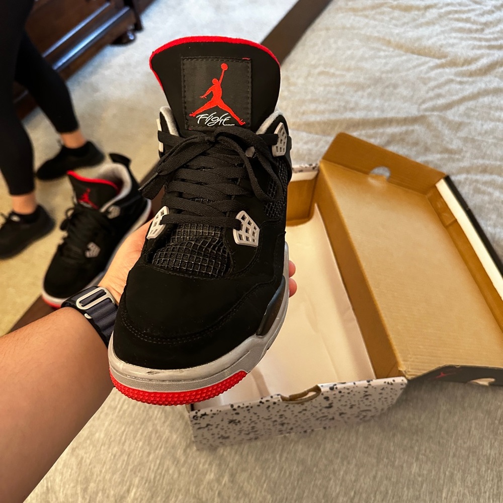 Jordan Retros 4’s size 11